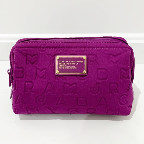 marc jacobs pencil case